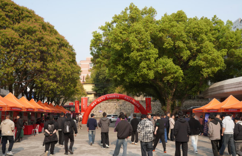 省退役军人事务厅首次举办军创企业专场招聘会